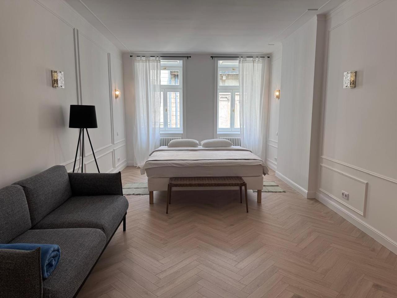 Feel Lviv! Old City Apartment Dış mekan fotoğraf